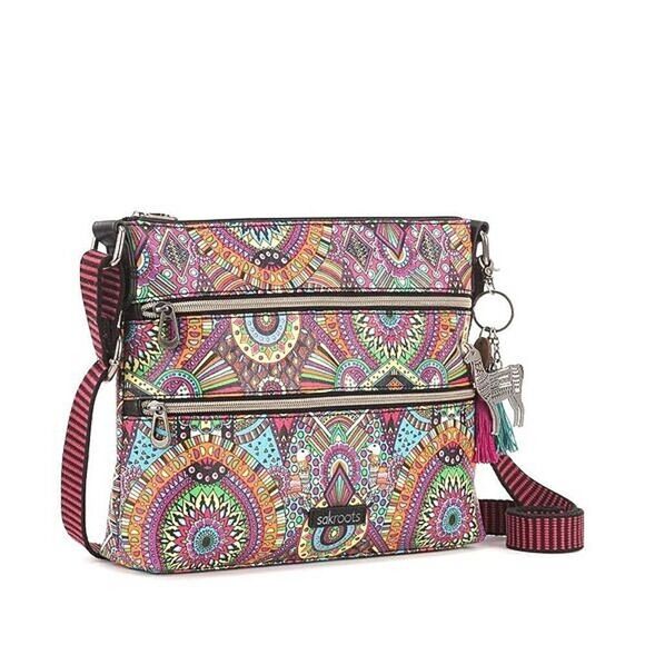 New! SAKROOTS Artist Circle Double Zipper Crossbody Bag With Llama Keychain - Picture 2 of 7